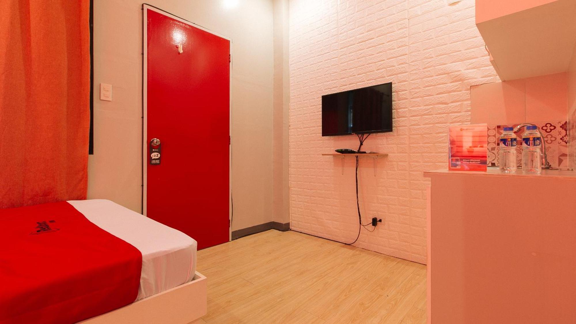 Hotel Reddoorz Near Christ The King Medical Center Las Piñas Exterior foto